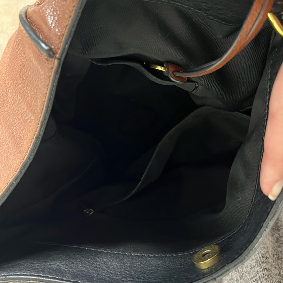 Fossil Crossbody Sachel - Picture 5 of 5